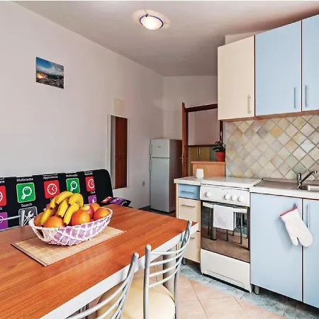 Apartments Hak Vir Exterior photo