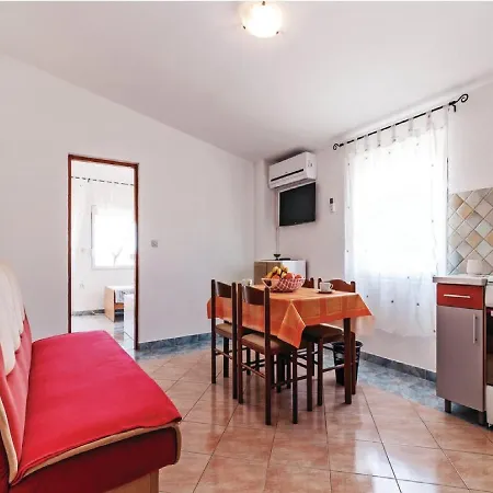 Apartments Hak Vir Exterior photo