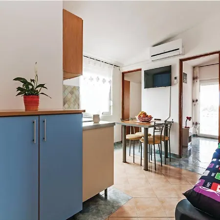 Apartments Hak Vir Exterior photo